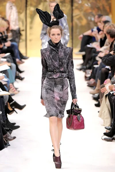 Look 20